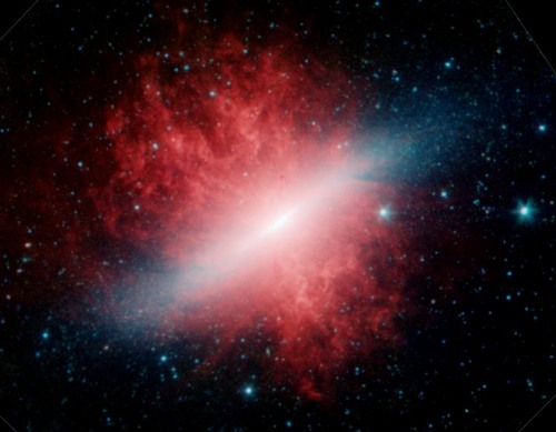 m82_spitzer_c48.jpg